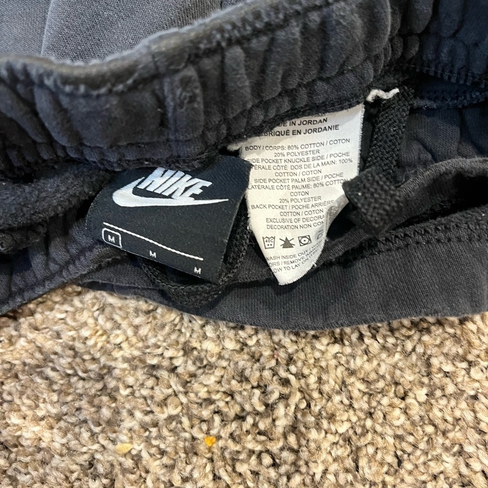 Nike Black Shorts with Just Do It Print mens size medium - Picture 8 of 9